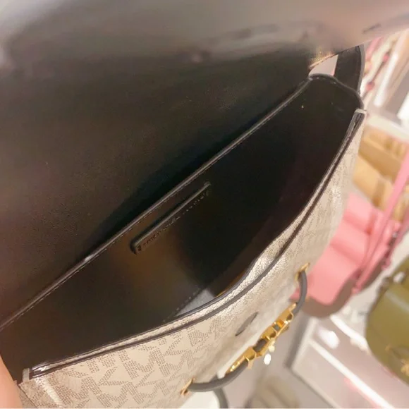 Michael Kors Reed Saddle small Crossbody - Picture 5 of 8